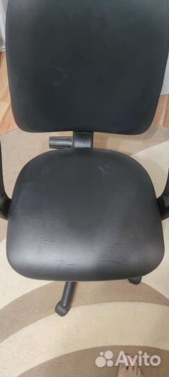 Компьютерное кресло