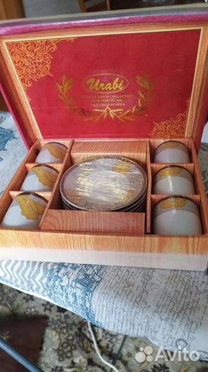 Чашки и блюдца для кофе