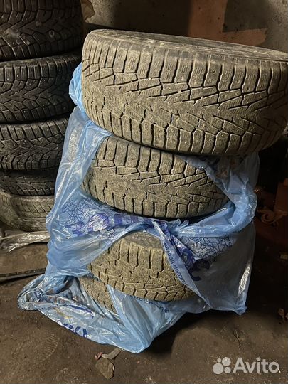 Nokian Tyres Hakkapeliitta 7 4.00/7 R7 30F