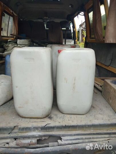 Канистры пластиковые бу 30л