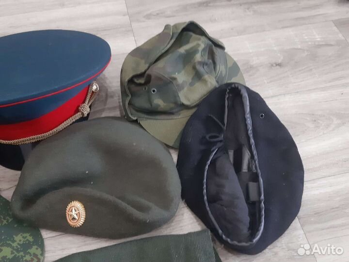 Кепки фуражки