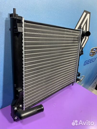 Радиатор охлаждения двигателя основной Nissan note