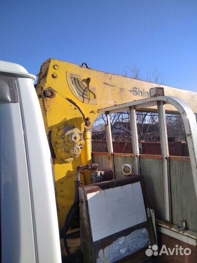 Isuzu ELF (N-series) изотермический, 2001