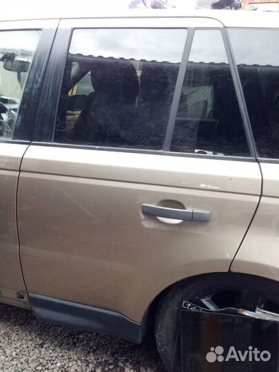 Задняя левая дверь Range Rover Sport