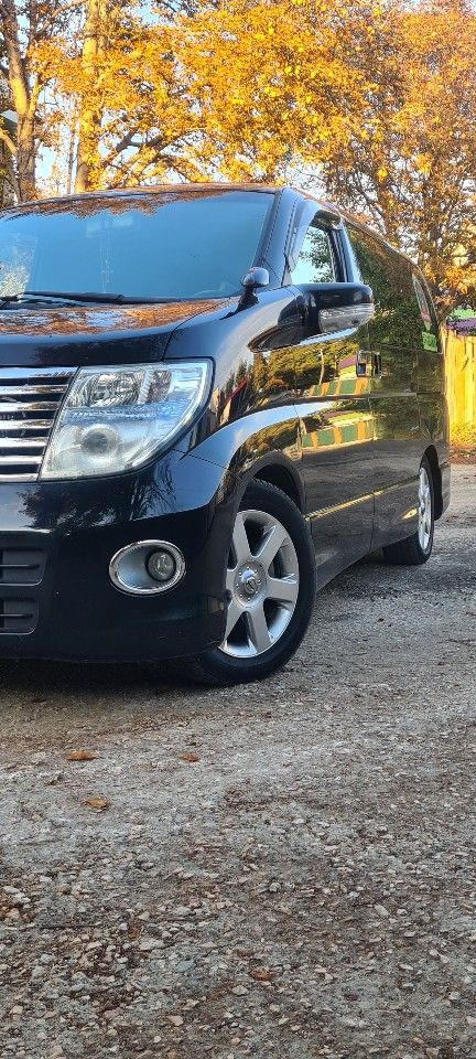 Nissan Elgrand: фото владельца
