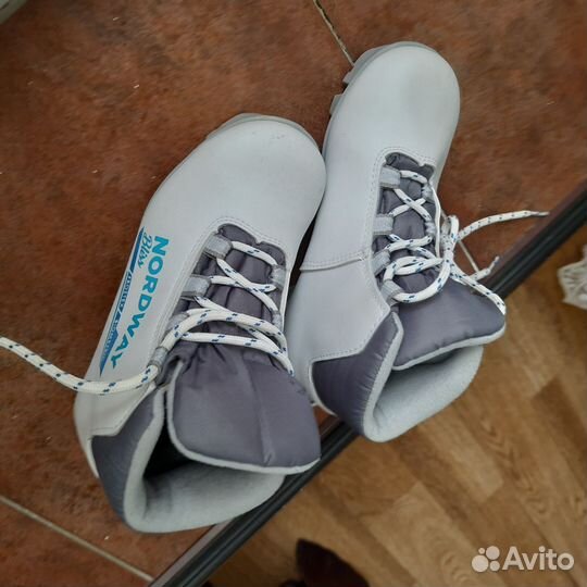 Лыжные ботинки 32 размер