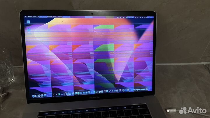 Apple MacBook Pro 15 2017 i7 / 512 gb / 16 gb