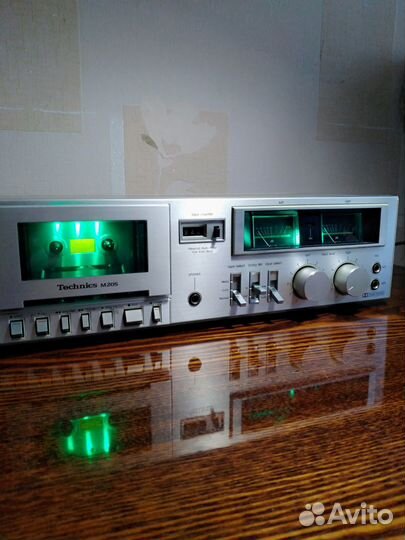 Кассетная дека Technics RS-M205
