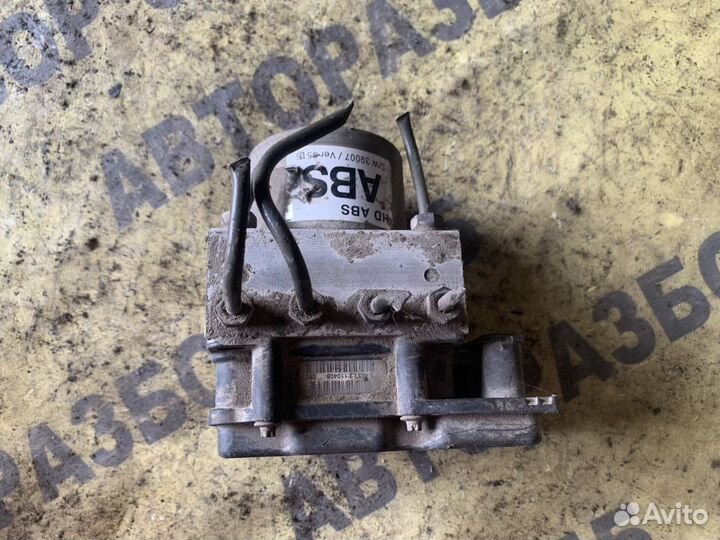 Блок ABS Hyundai Elantra HD