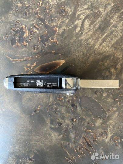 Ключ Peugeot/Citroen