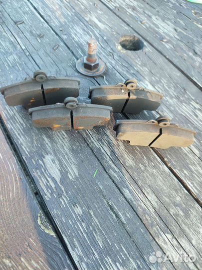 Тормозные колодки рено сандеро степвей