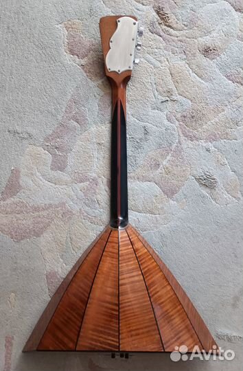 Балалайка мастера В.М. Зеленцова 1981г