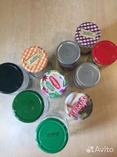 Банка с крышкой винтовая