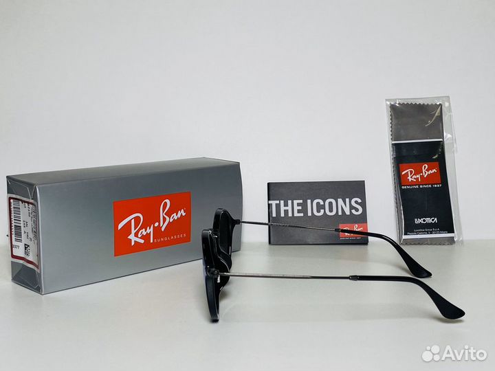 Очки Ray Ban Round Icons RB 2447 901/4J круглые