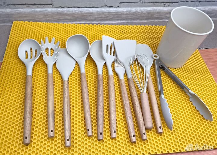 Набор кухонных принадлежностей 12 предметов