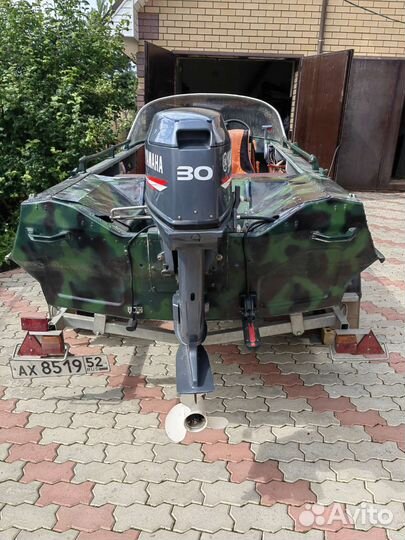 Лодка Обь-М с мотором