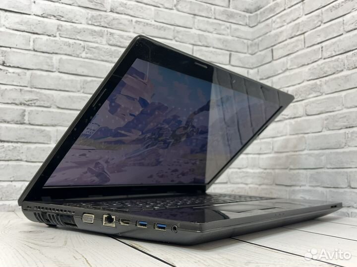 Игровой ноутбук Lenovo i5/8gb/SSD/2гб видео