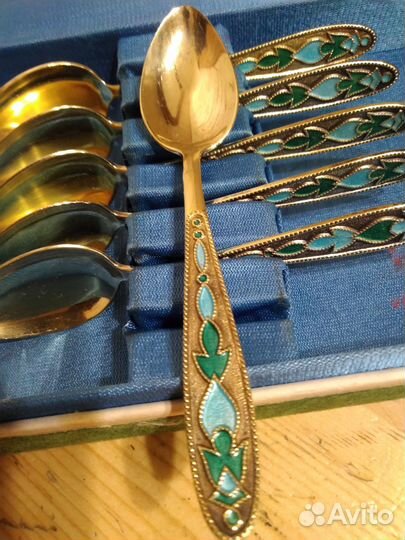 Серебряные ложки (2 набора)