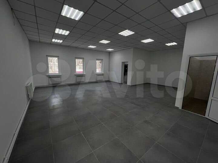 Торговая площадь, 83 м²