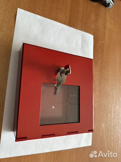Ключница от аварийного\пожарного выхода
