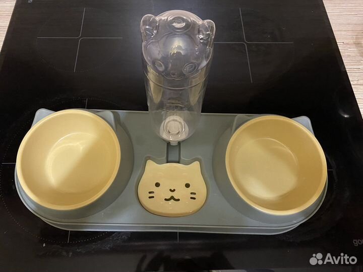 Миски для кошек с поилкой