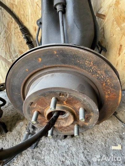 Ступица задняя Outlander CW5W 4вд 302мм диск