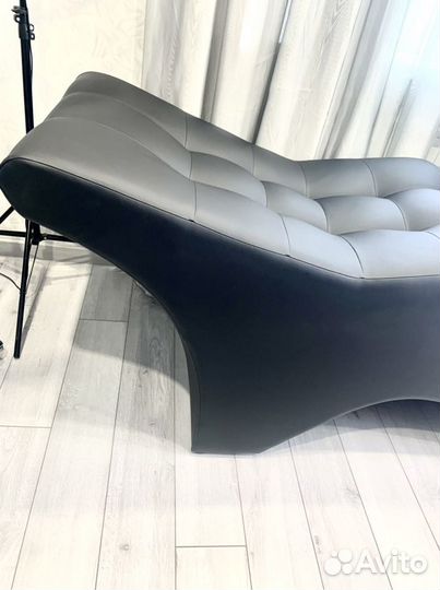 Кушетка анатомическая