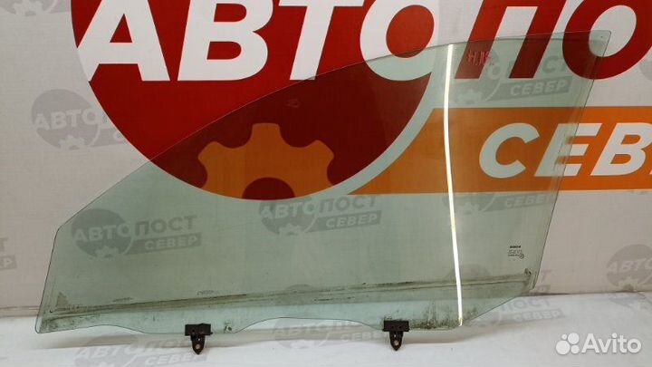 Стекло двери переднее правое Nissan Primera 1.6