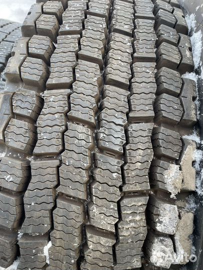 Michelin 11r22.5 б/п РФ,4 шт