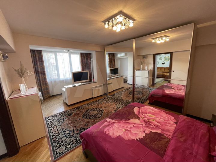 3-к. квартира, 74 м², 4/5 эт.