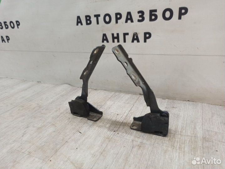 Петля капота Mitsubishi Lancer 9 CS3A 4G18 2005