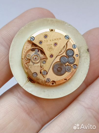 Часы СССР луч механизм 2209