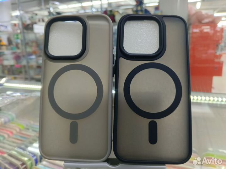 Матовый чехол на iPhone (MagSafe)