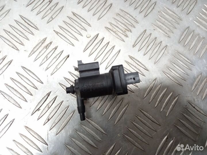 Б/У клапан электромагнитный Mercedes-Benz C-Class