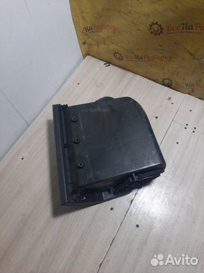 Бардачок Volkswagen Transporter Т5 1 2008