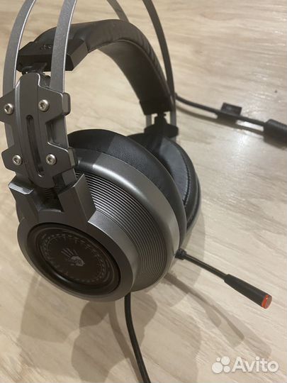 Игровые наушники с микрофоном