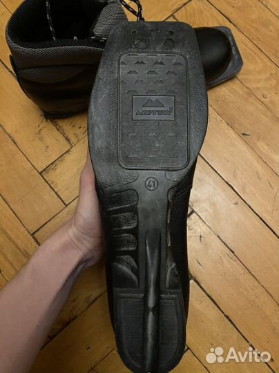 Лыжные ботинки