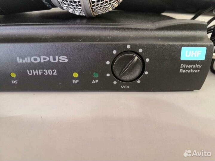 Радиосистема с двумя микрофонами