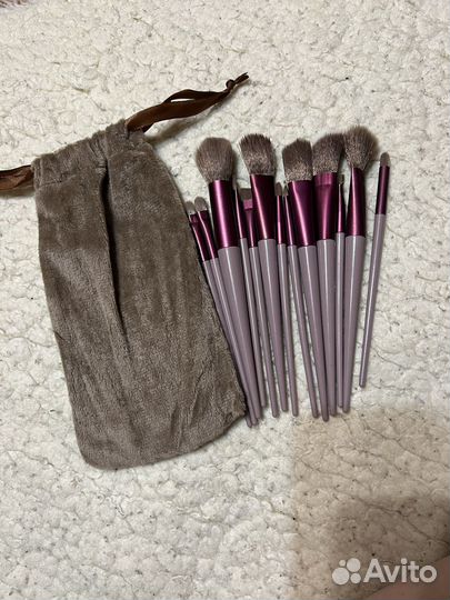 Кисти для макияжа новые