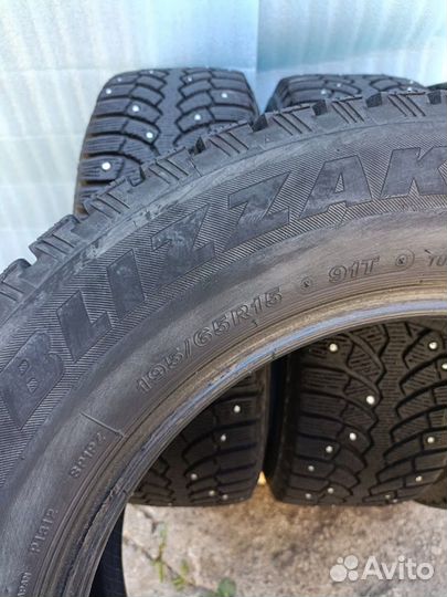 Bridgestone Blizzak Spike-01 195/65 R15 91T