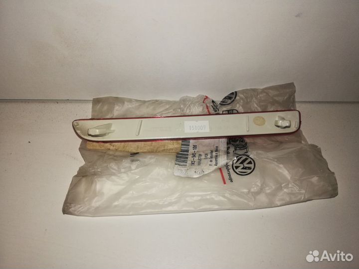 Катафот в бампер Volkswagen Jetta