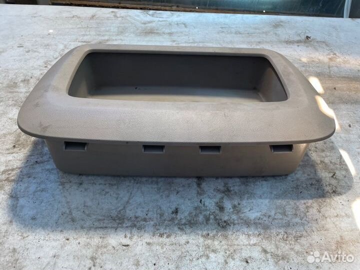 Бардачок Scania