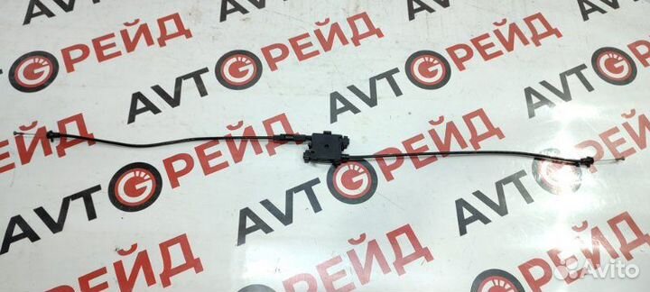 Тросик замка капота Audi A6 4G CGW 18.04.2011