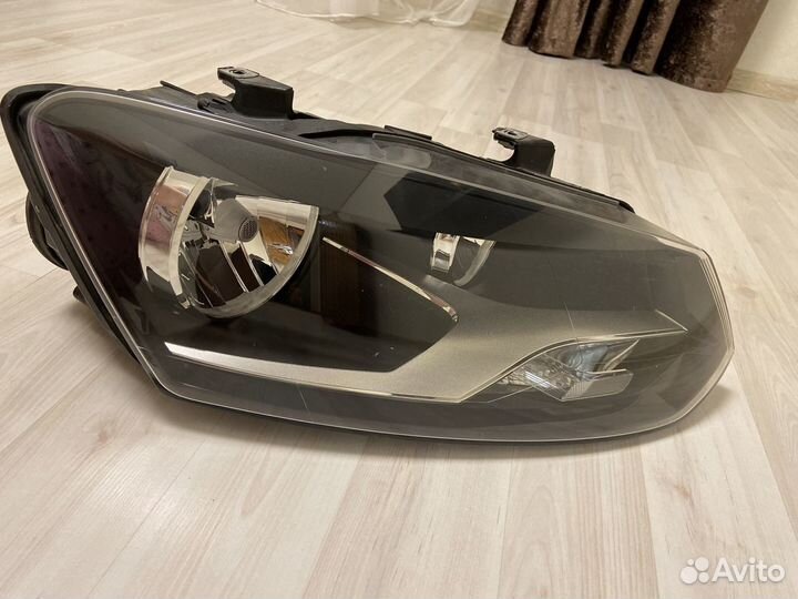 Фара volkswagen polo правая оригинал