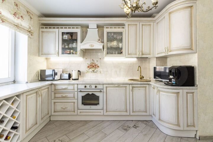 4-к. квартира, 86,5 м², 1/5 эт.