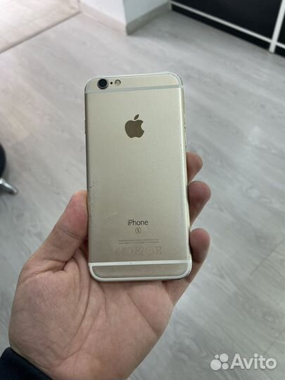 iPhone 6S, 64 ГБ