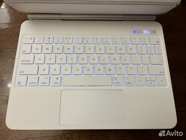 Чехол-клавиатура на Magic keyboard iPad pro 11