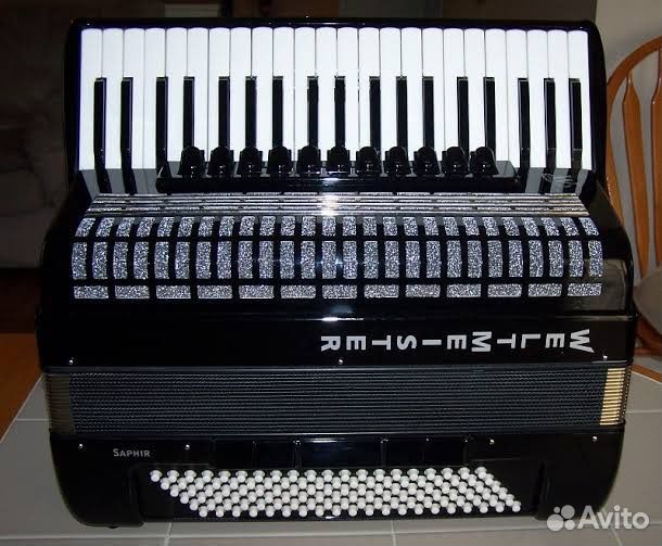 Аккордеон weltmeister saphir концертный