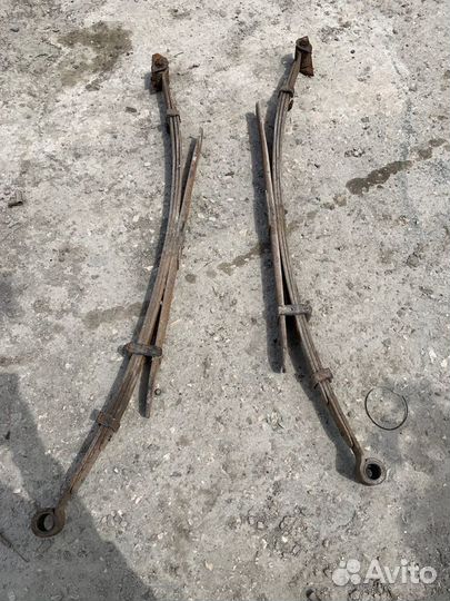 Рессора задняя Nissan Navara / Pathfinder