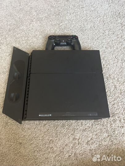 Sony PS4 + 2 Эксклюзива + Джойстик + Подставка